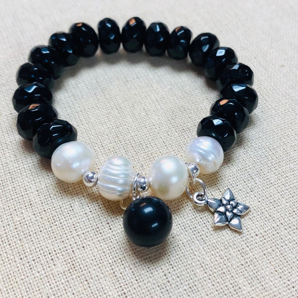Silver Plated & Real Pearl - Ónix